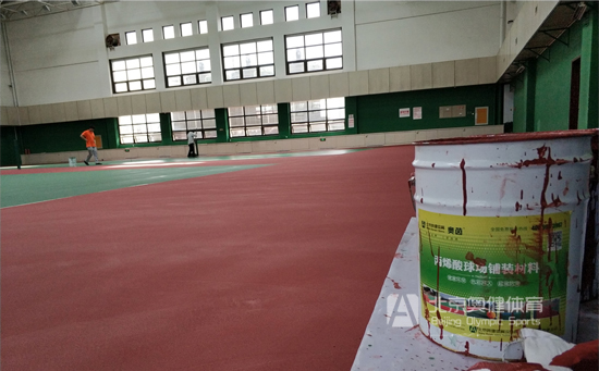 丙烯酸球場產品的特征